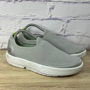 OOFOS OOMG EEZEE Gray Slip On Shoes Women's 10 Canvas Comfort Recovery Loafers